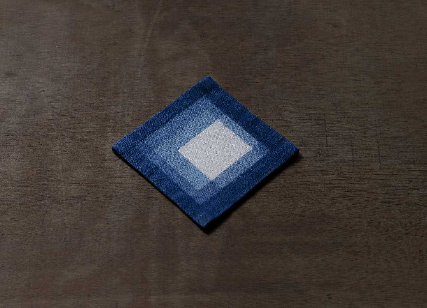 The Square S005